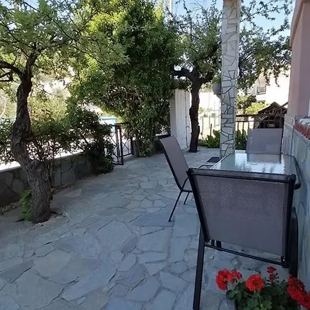 Sofia Guesthouse Nea Skioni Exterior photo